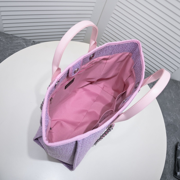 シャネルバッグ着用イメージ